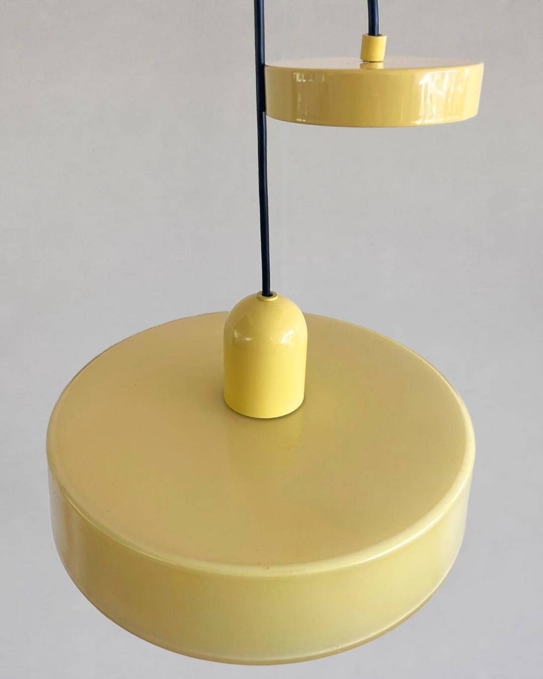 Yellow suspension