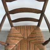 Fauteuil en bois avec assise paillée