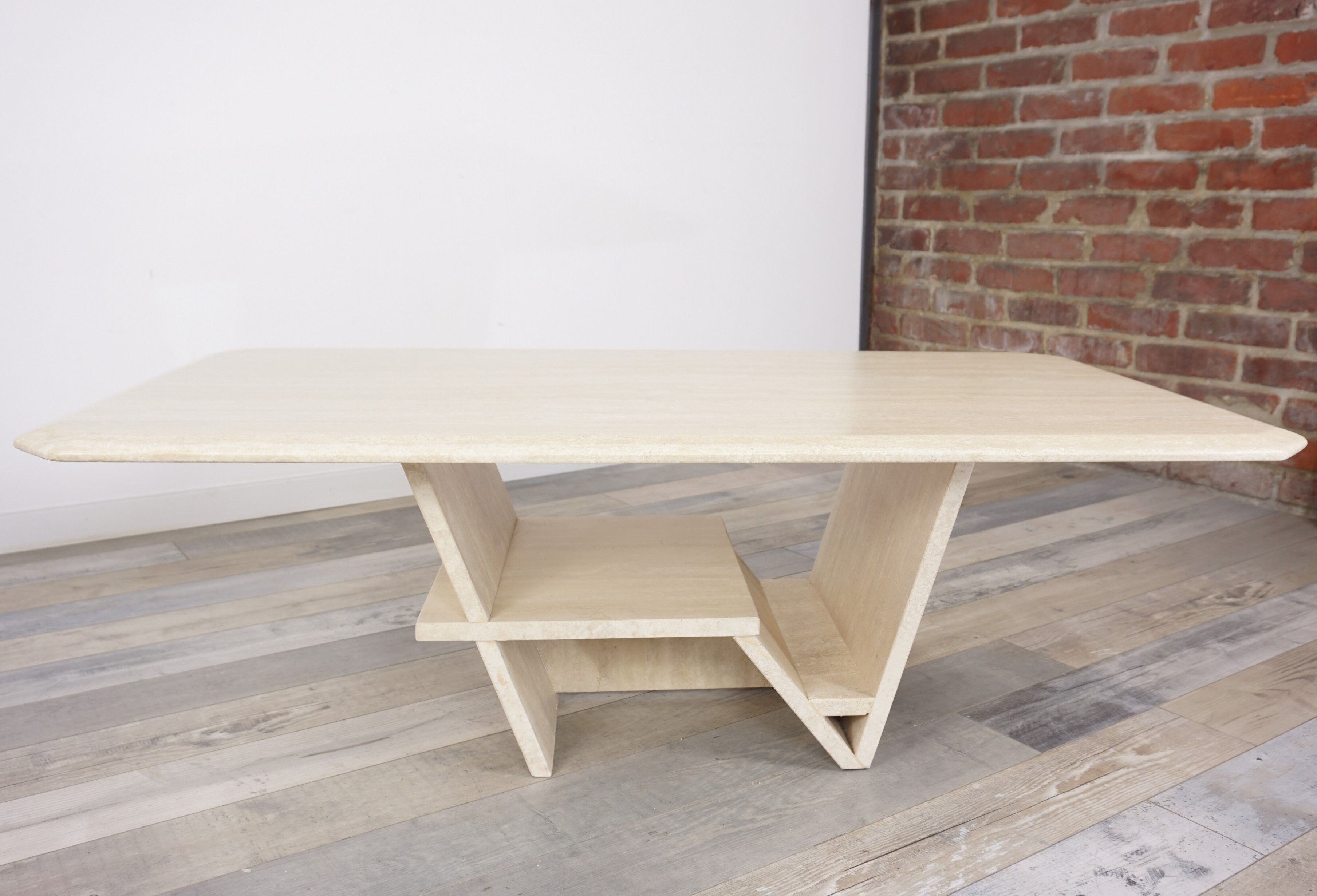 Table basse en travertin design des années 70