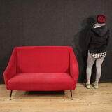 Italian sofa in red velvet from the 60s