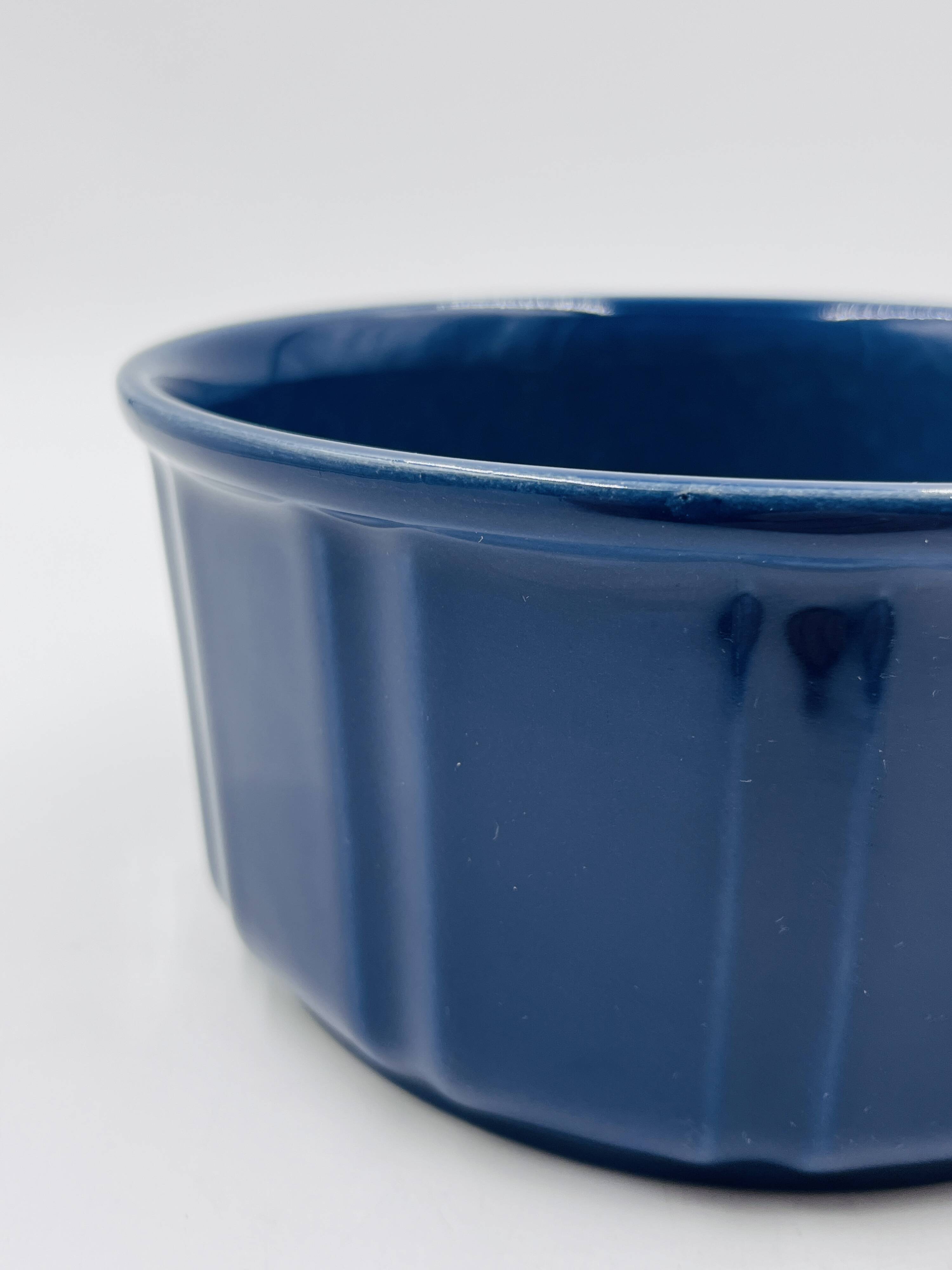Vintage blue glazed ceramic gratin dish from the 1970s.