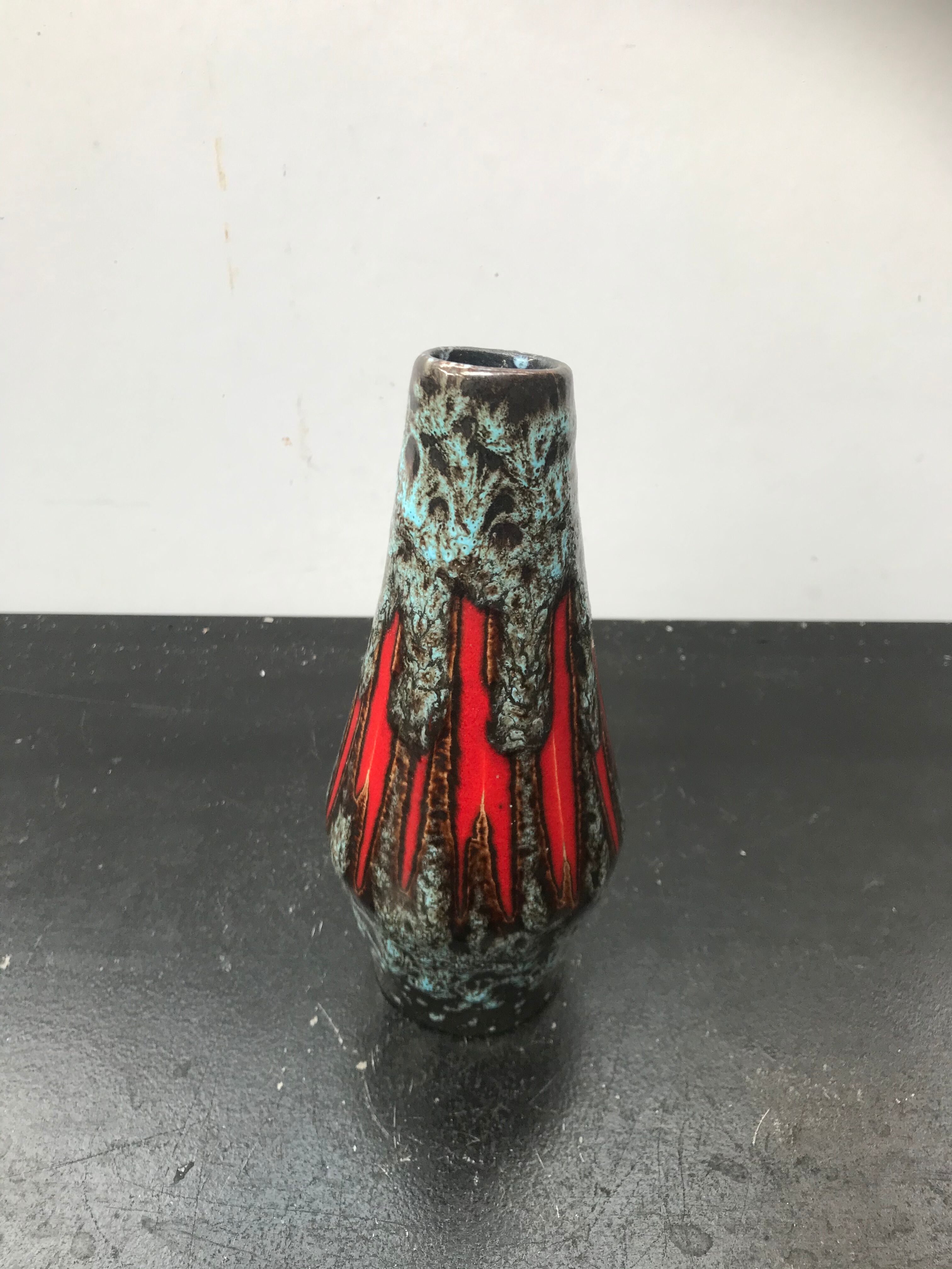 Former pitcher style art deco blue ceramics - vintage red