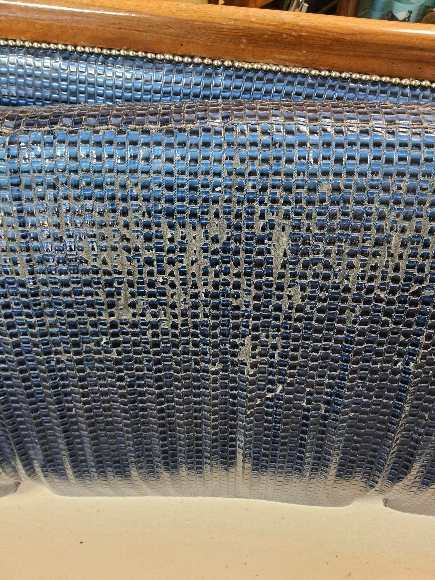 Sofa period restoration