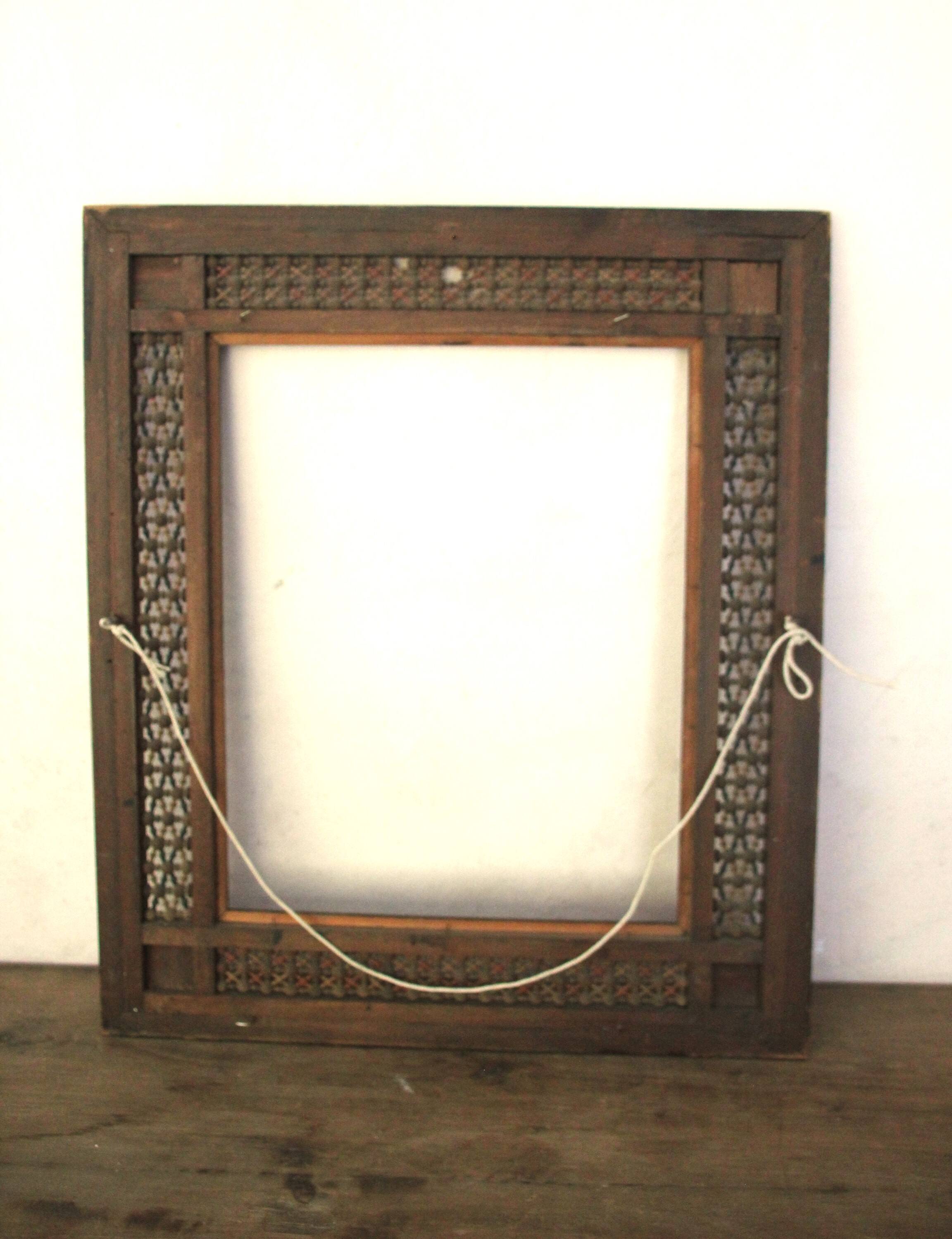 Large oriental frame with moucharabieh decoration