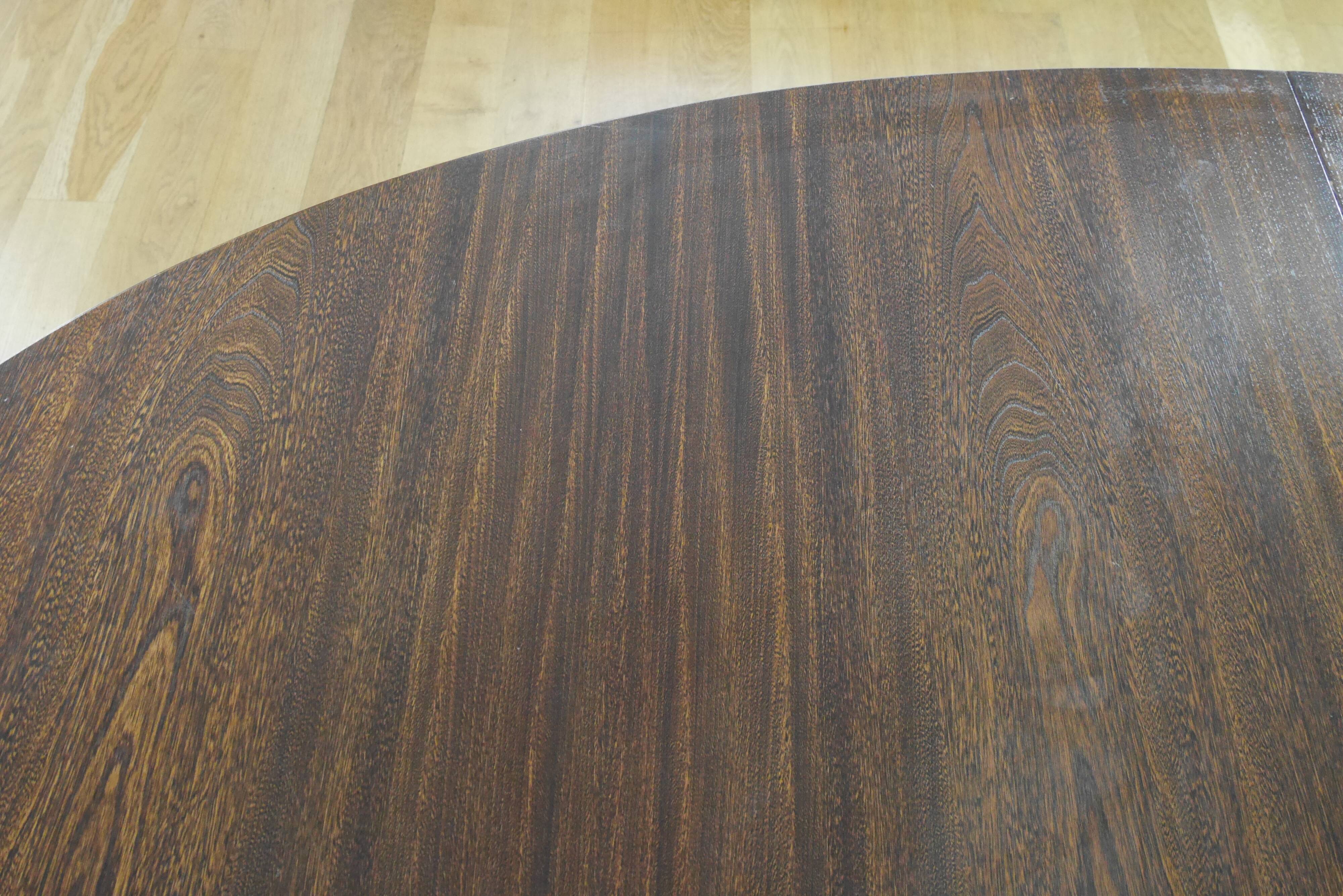 Table ovale scandinave