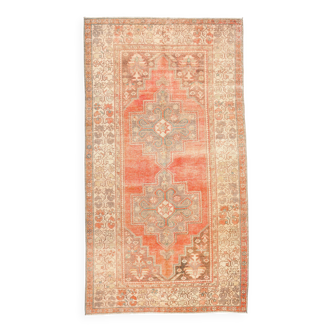 4x8 Vintage Red & Brown Classic Persian Rug, 135x246Cm