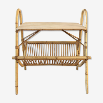 Table d’appoint porte revues
