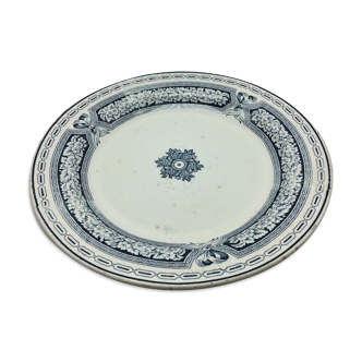 Plat rond en faïence Saint Amand et Hamage modele Anglais diametre 29,7 cm