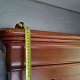 Double sliding door display case