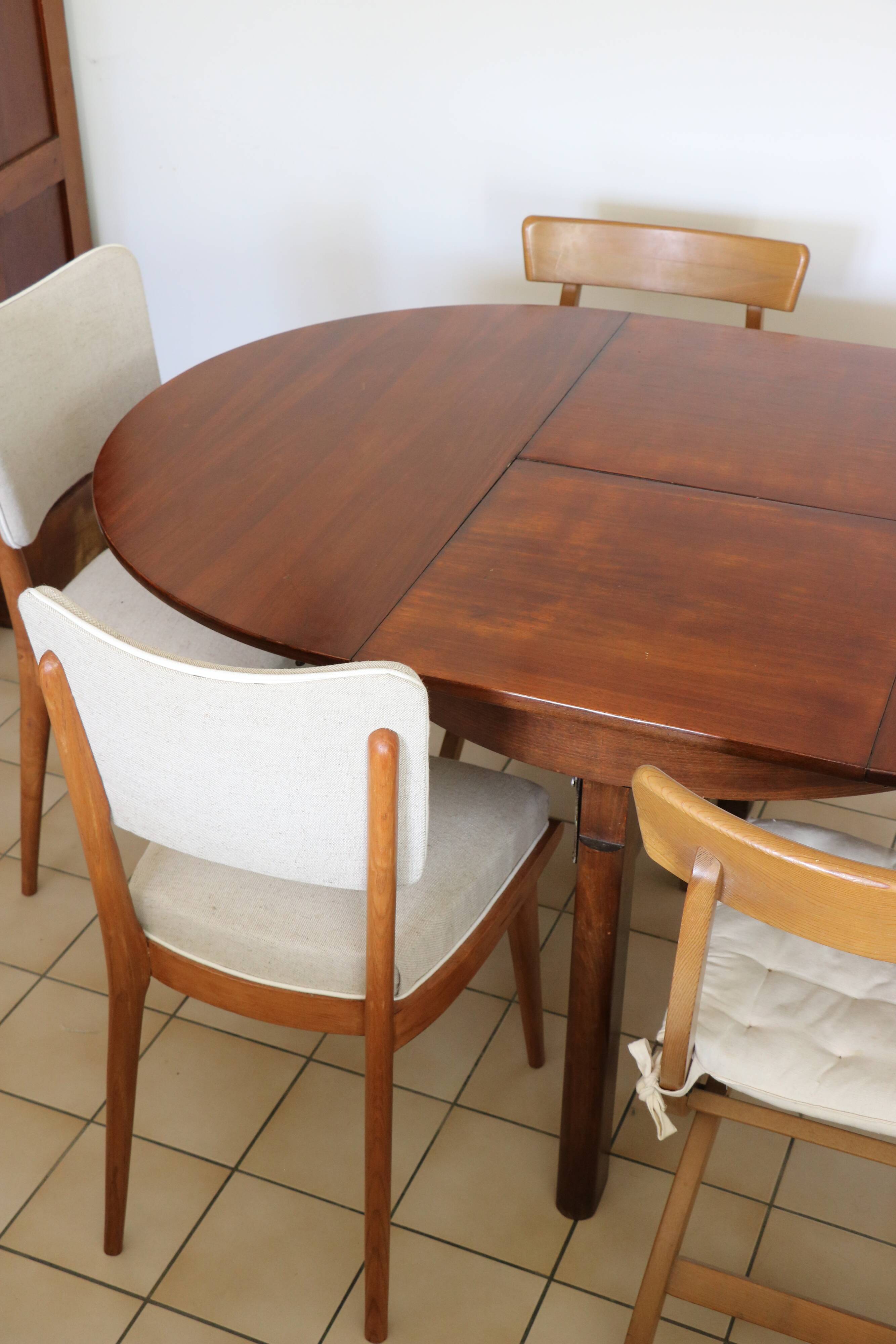 Extendable round table butterfly system 1950