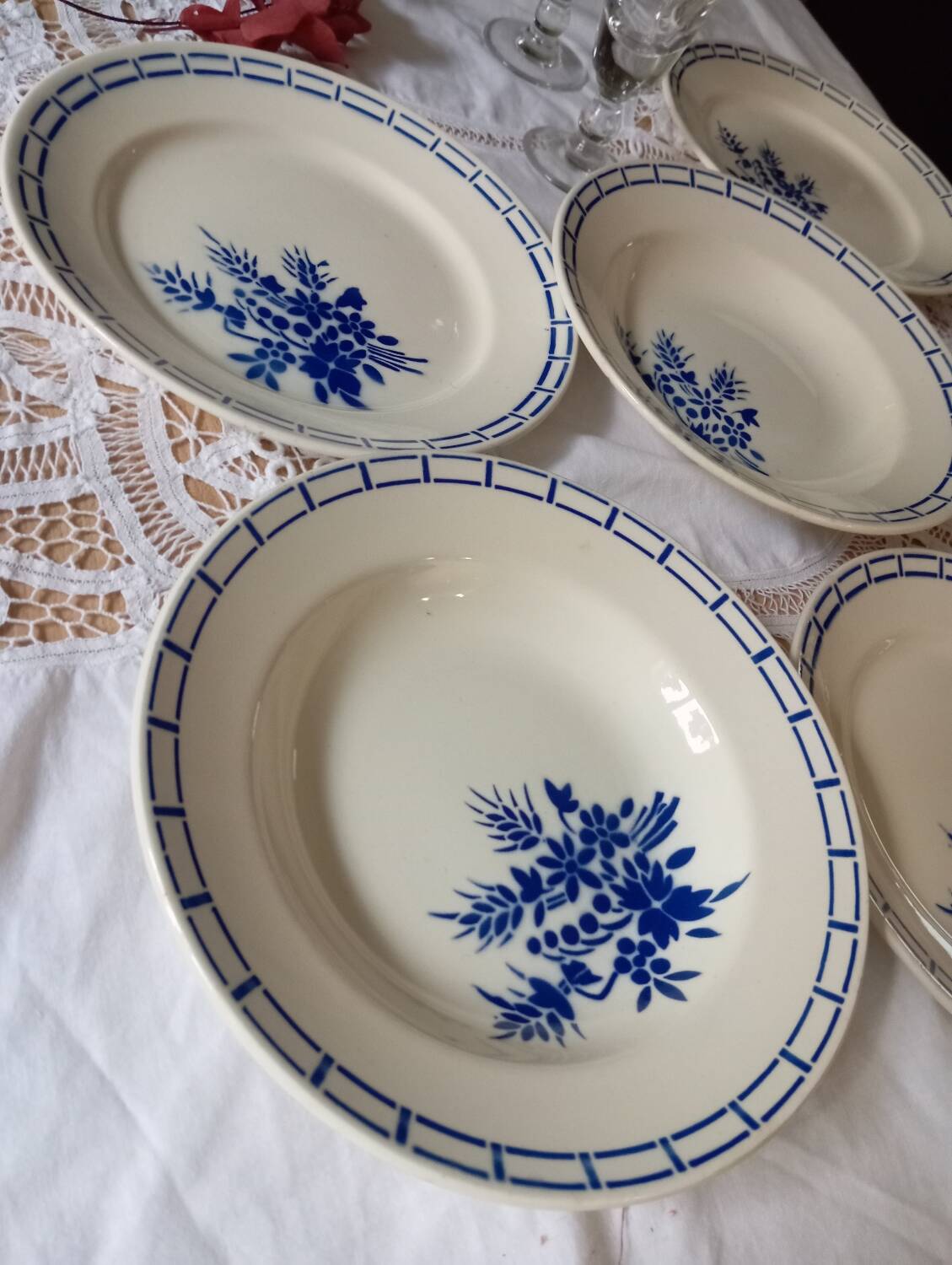 6 old plates 1920/30 Badonviller, blue decor