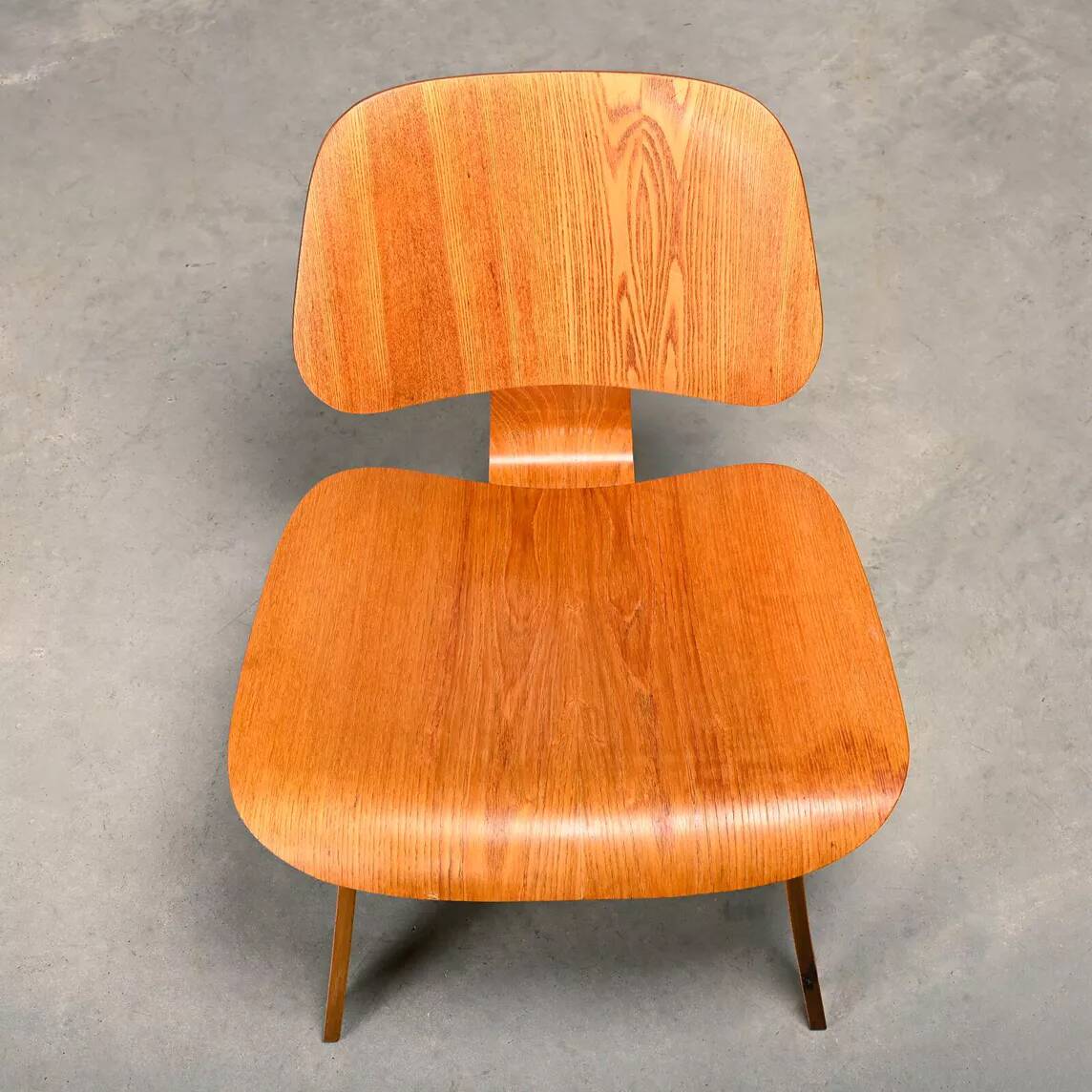 Charles & Ray Eames Early LCW Ash Lounge Chair for Herman Miller, 1950