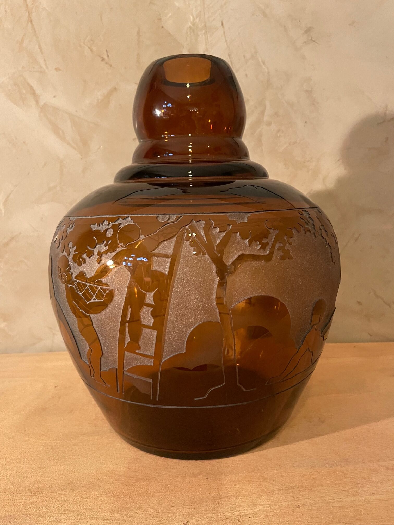 Art deco vase signed Berlys