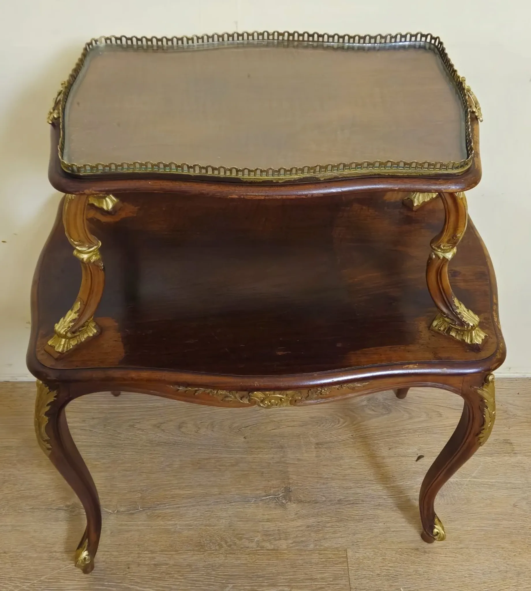 Table console / desserte de style Louis XV à deux plateaux