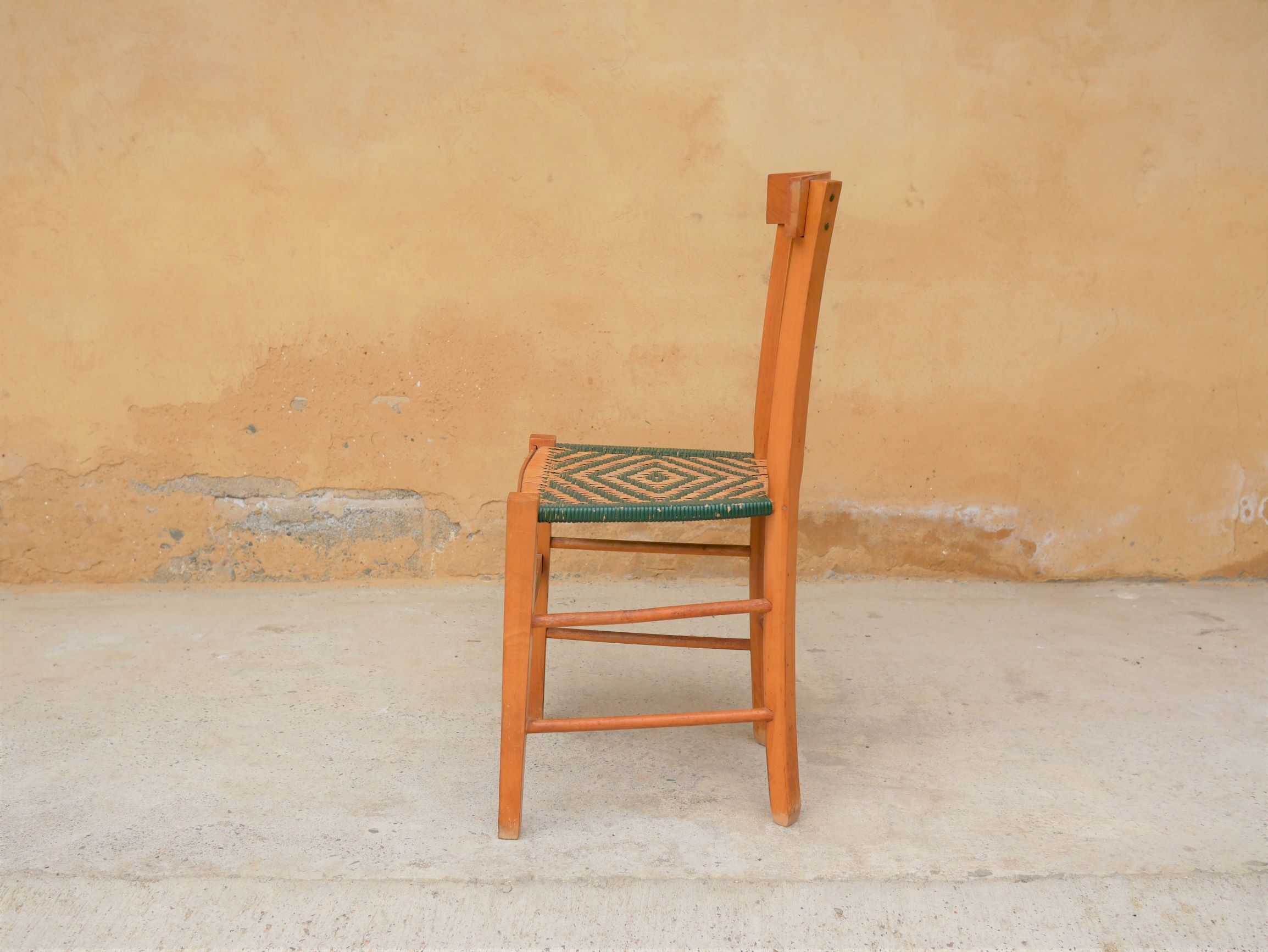 Wooden and rattan countryside canne chair