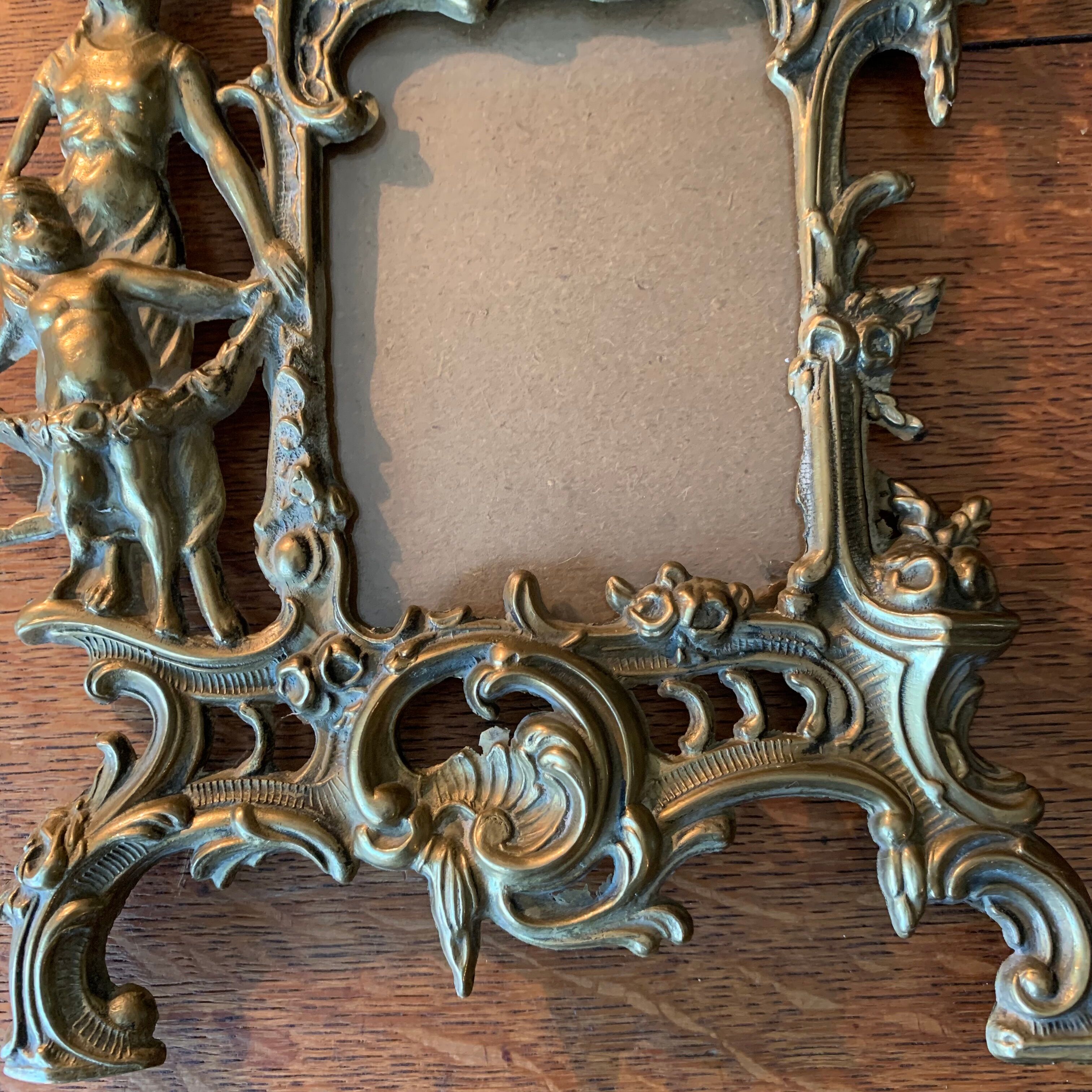 Brass rocaille frame