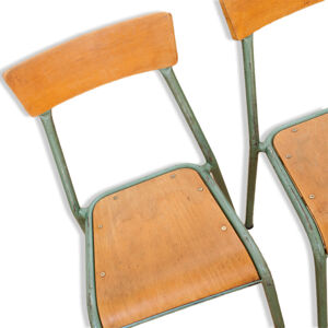 paire de chaises d’école stella en bois et métal des année 1960
