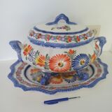 Tureen and its presentation dish Henriot Quimper