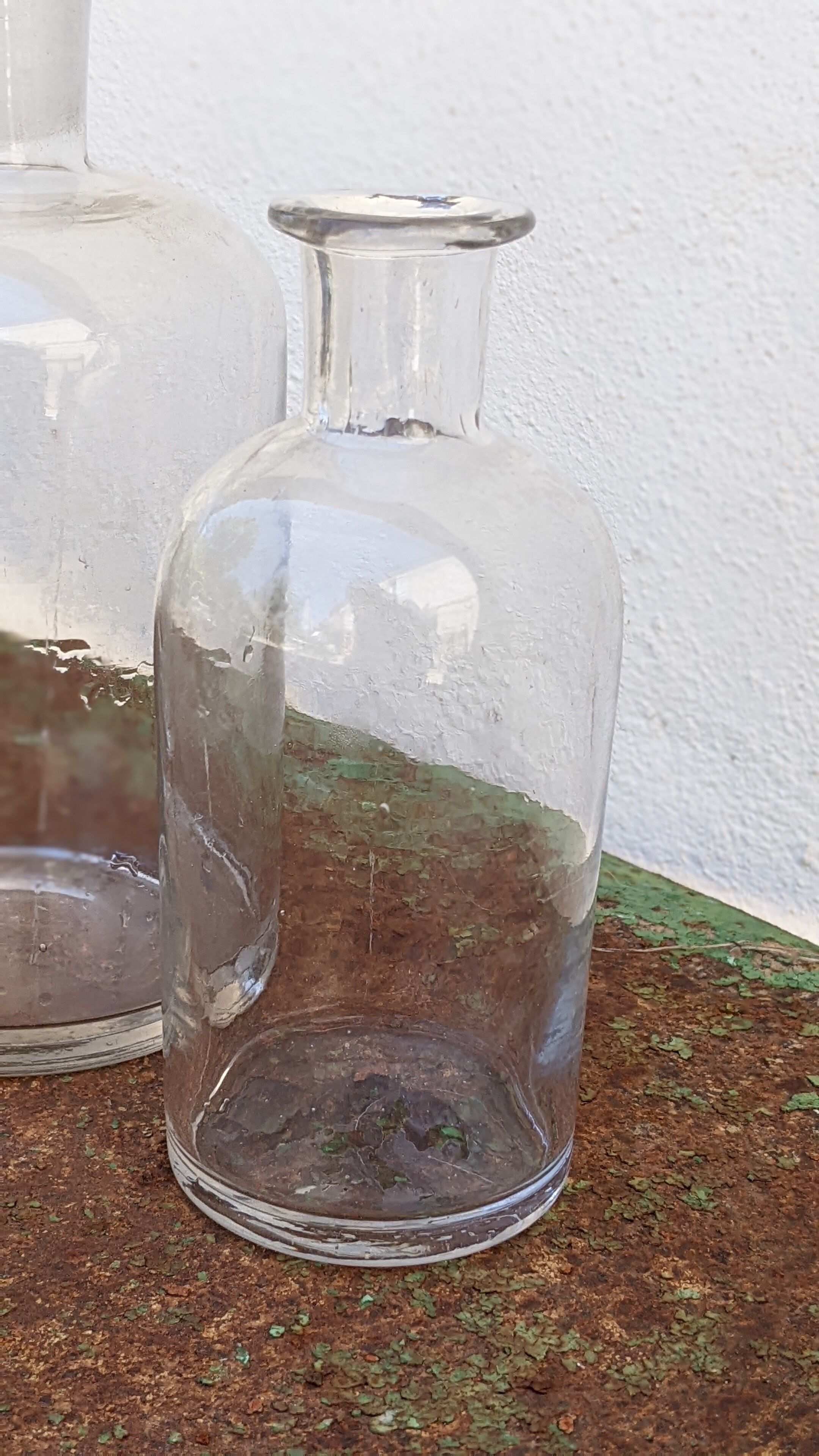 Series of 4 old bottles of herbalist