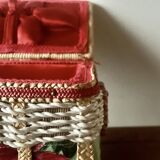 Vintage sewing basket in rattan and floral fabric