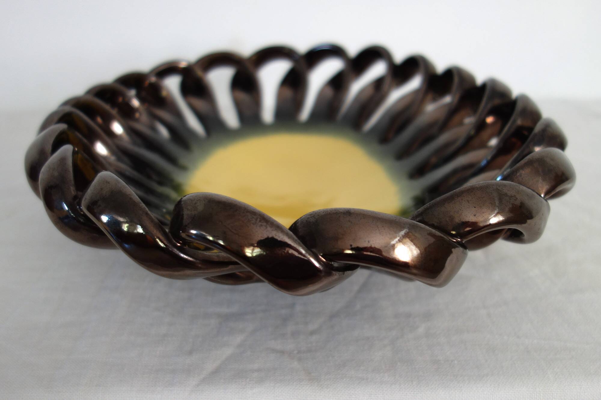 1950s ceramic fruit bowl