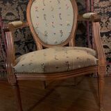 Louis xvi convertible