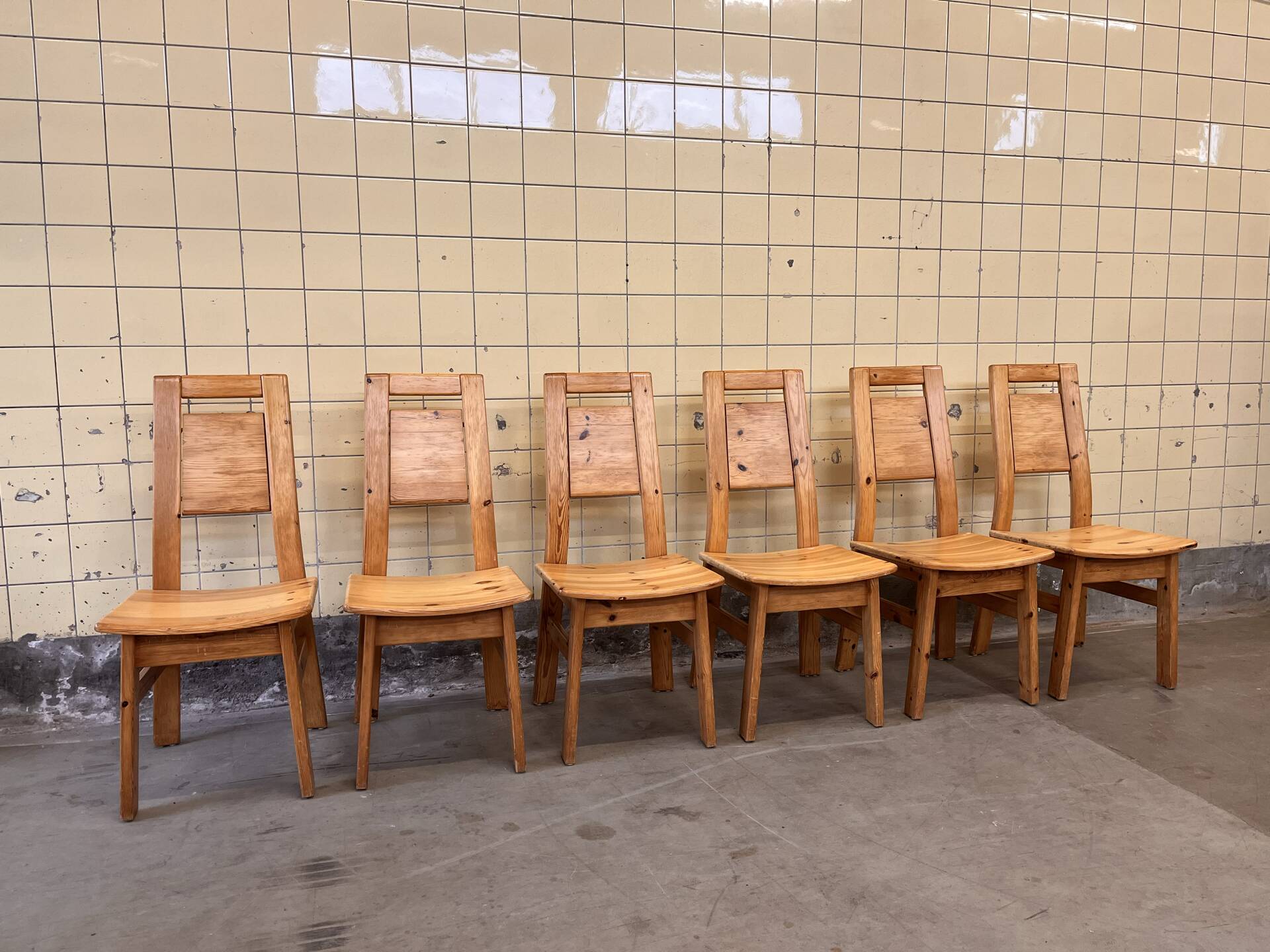 Set of six vintage pine chairs by Tapiovaara