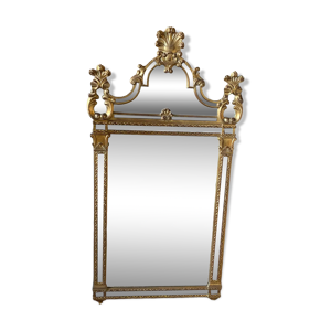 Miroir doré en bois