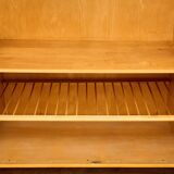 Armoire à deux portes conçue par Mojmír Požár, Tchécoslovaquie, années 1960.