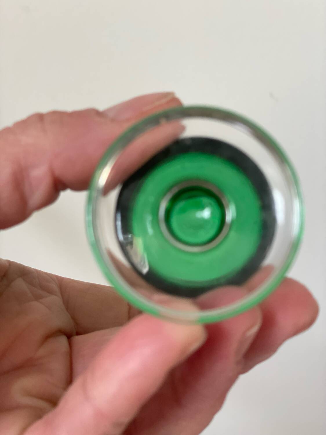 8 verres à pied Luminarc France années 70 verts bicolores