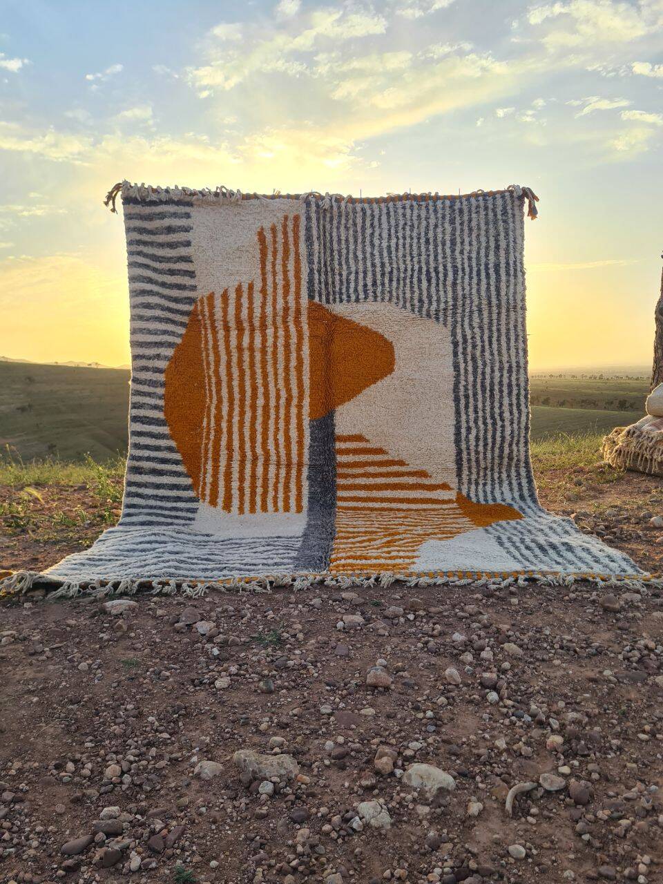 Handmade wool Berber rug 300X200 cm