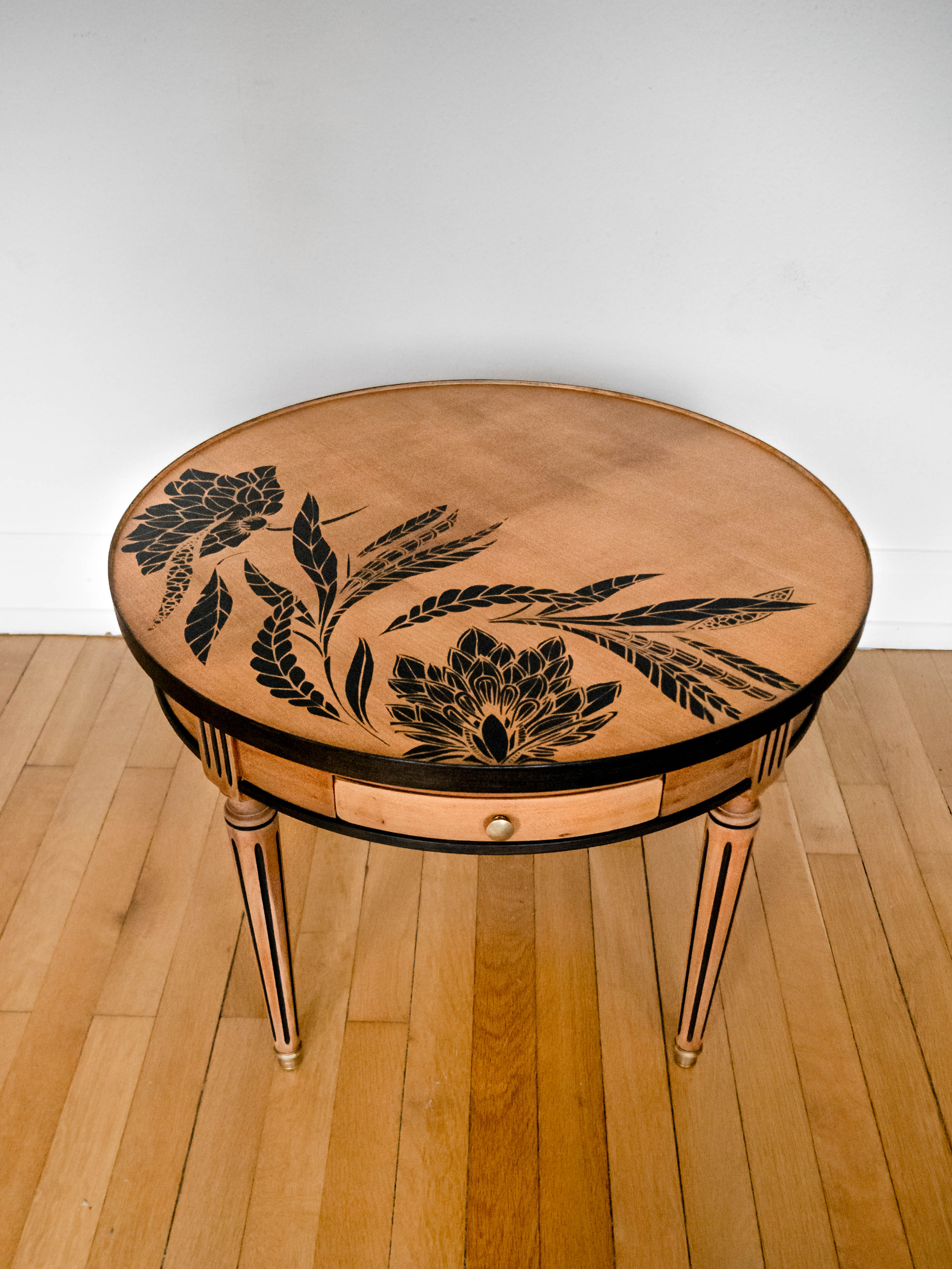 Round wooden hot water bottle coffee table