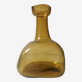 Carafe en verre ambré, france 1970