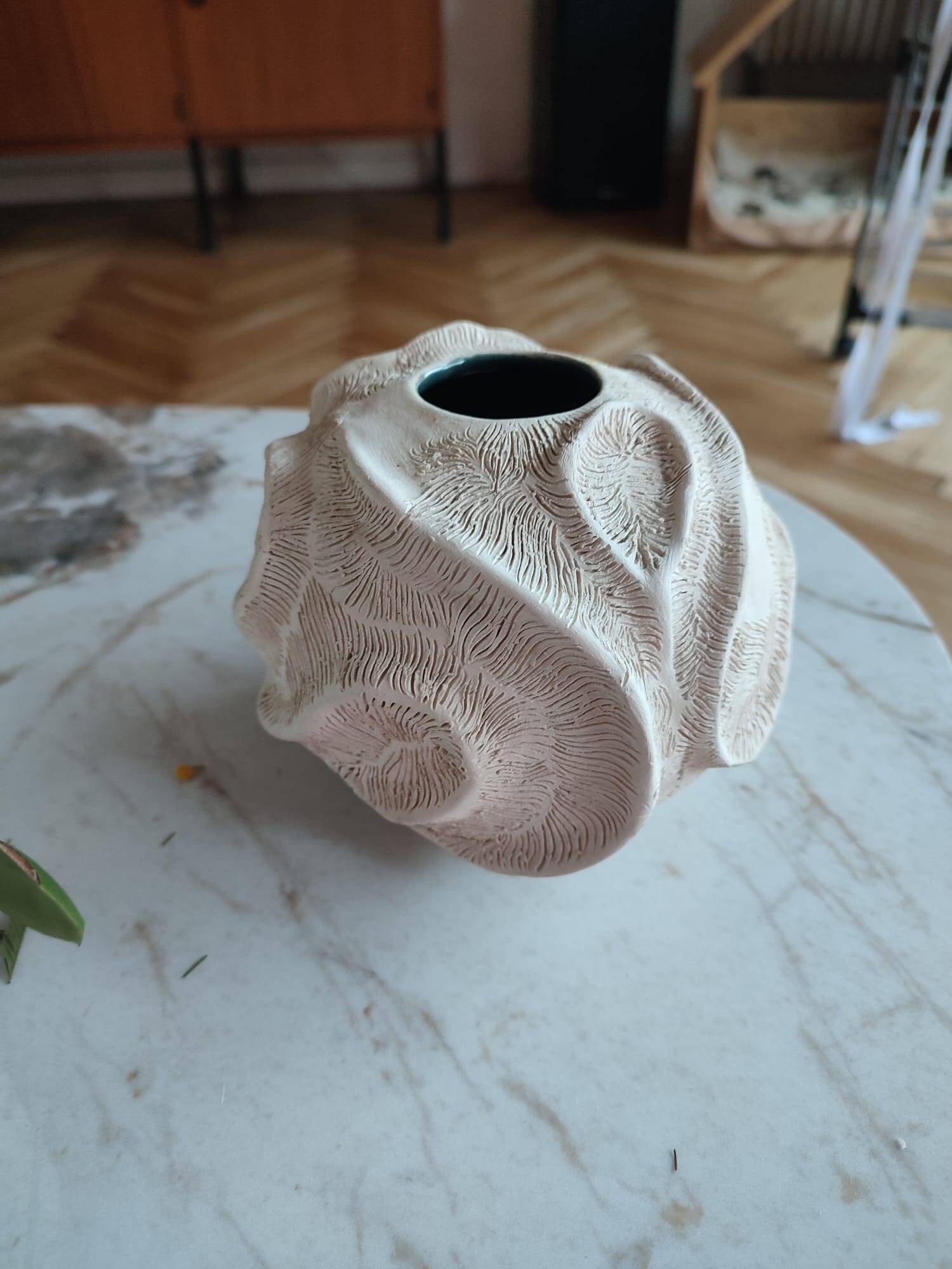 Round matte ceramic vase
