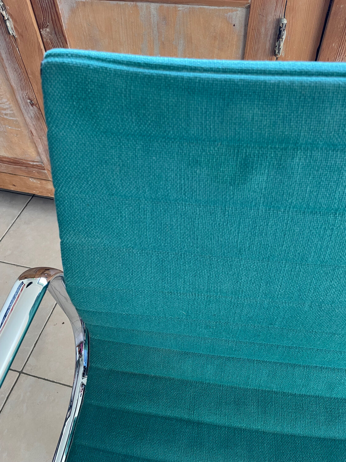 Eames EA 108 armchair designed by Vitra 97