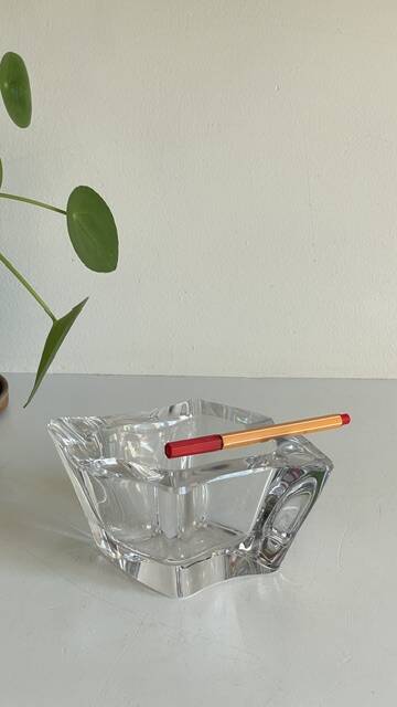 VINTAGE Free-Form Crystal ASHTRAY