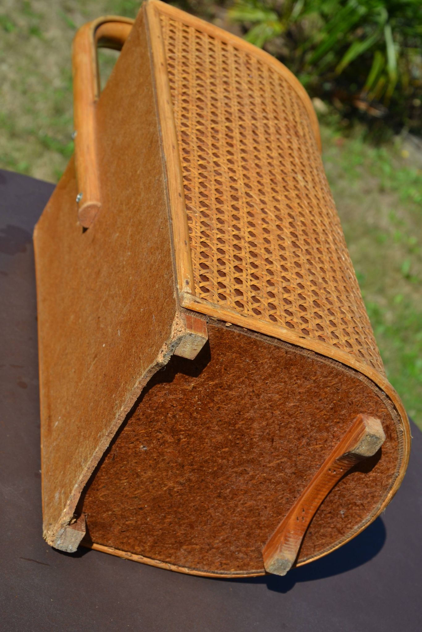 Porte-parapluie osier et cannage vintage