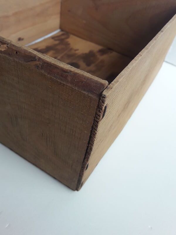 Dairy wood box Charentes