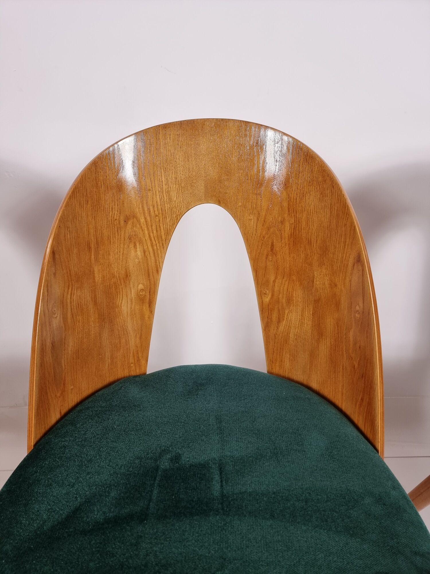 Dining Chairs by Antonín Šuman for Tatra, 1960s, Set of 4