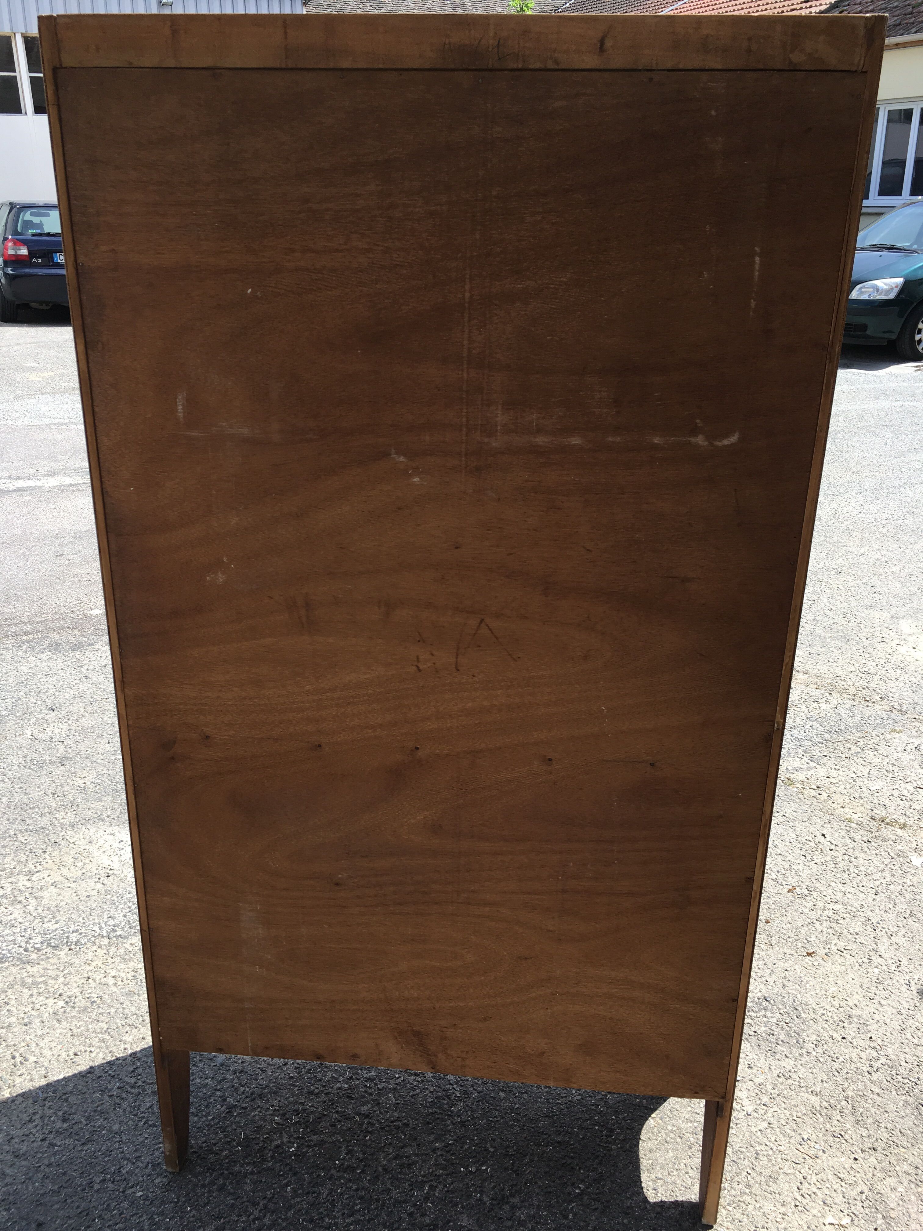 Showcase vintage buffet