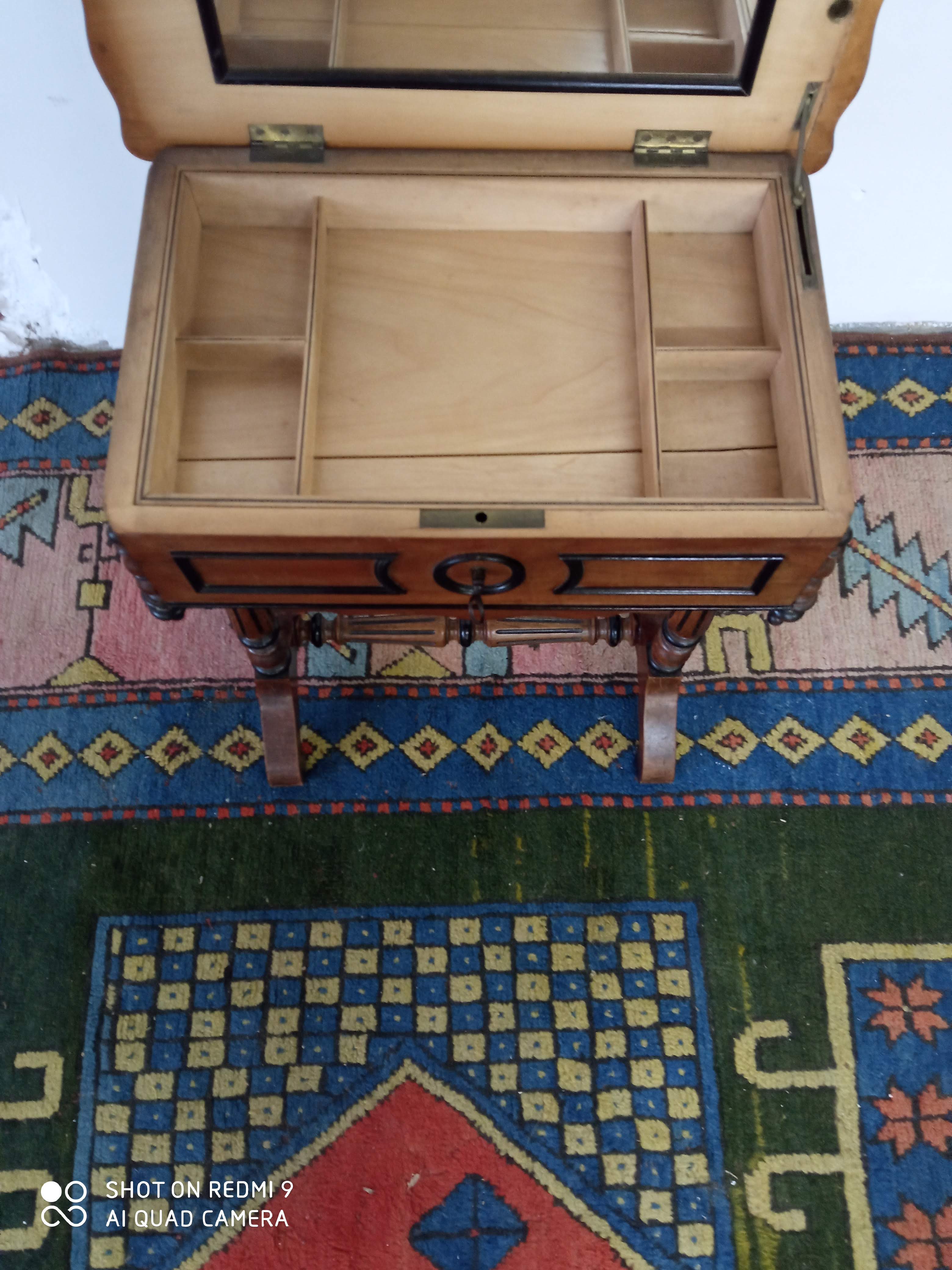 Healing/Boite has an ancient work