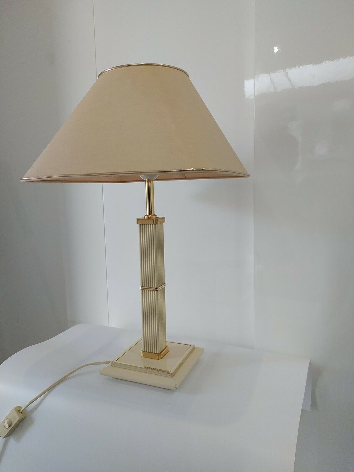 Salon lamp robert de schuytener