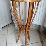 Wood tripod worker