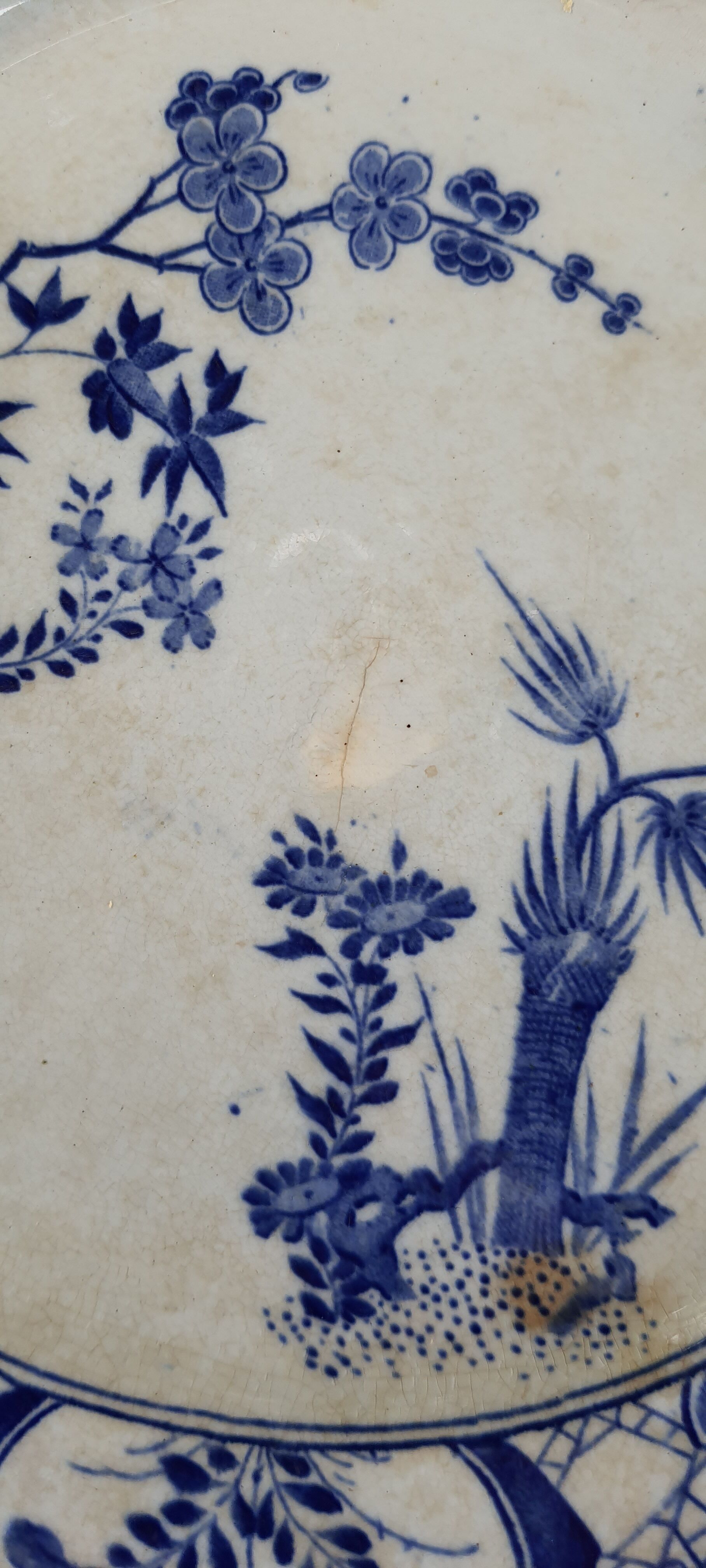 Creil montereau Japan plates