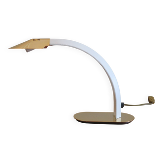 Lampe de table vintage en cuir gravé et laiton plaqué or, Italie années 1970