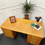 Vintage desk with spindle legs