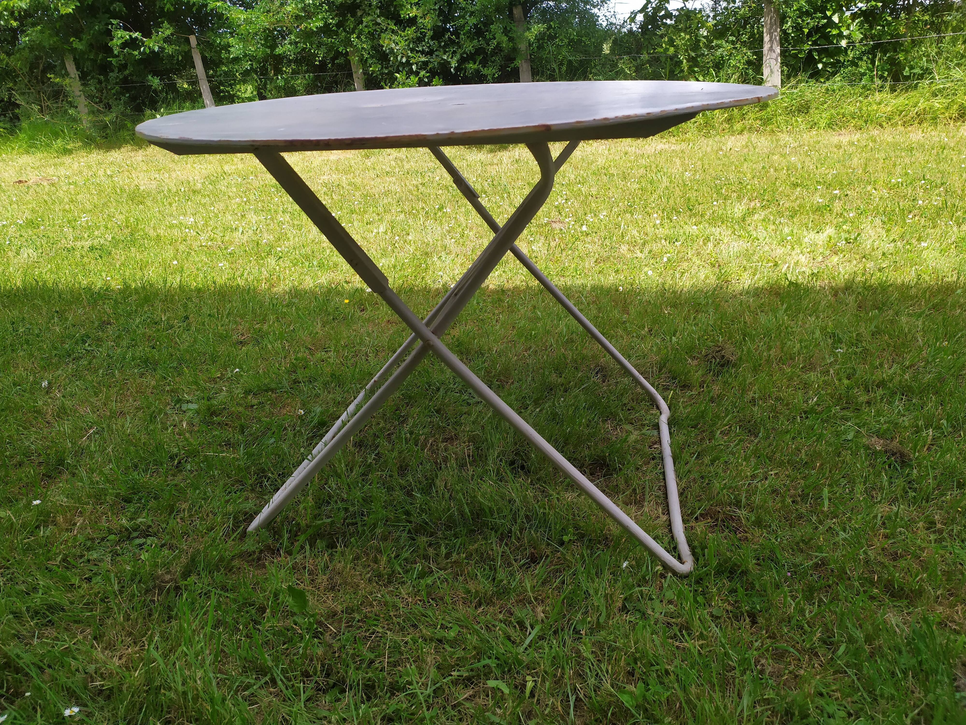 Iron garden table