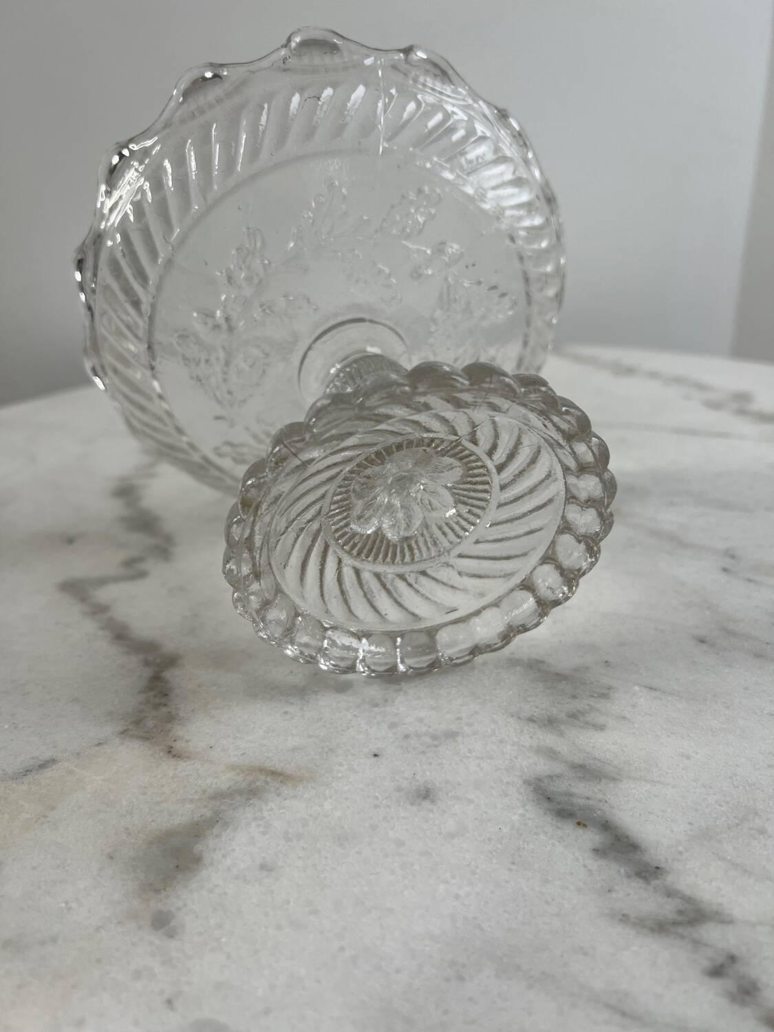 Presentation dish compote in blown glass