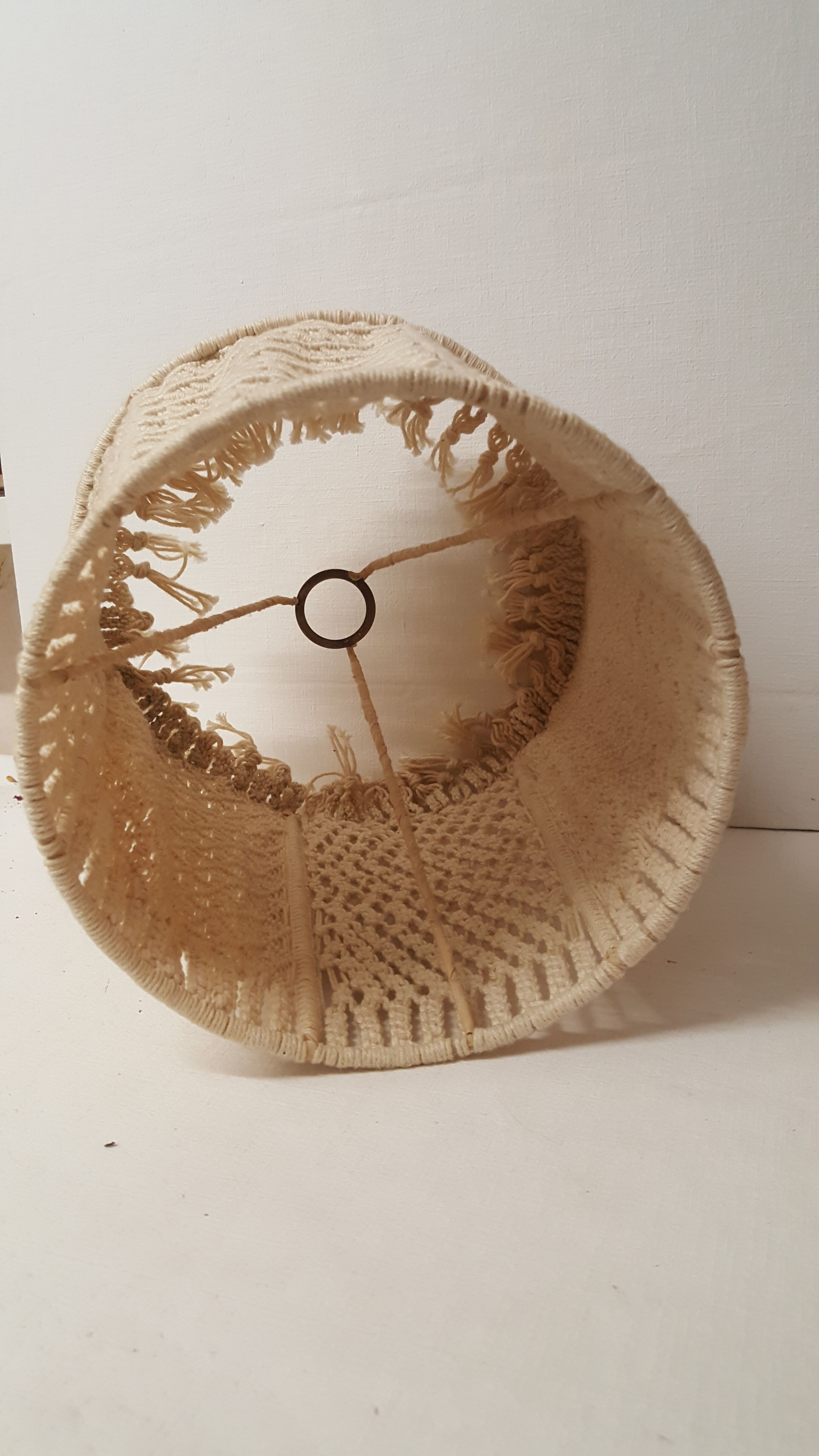 Vintage daybat in macramé