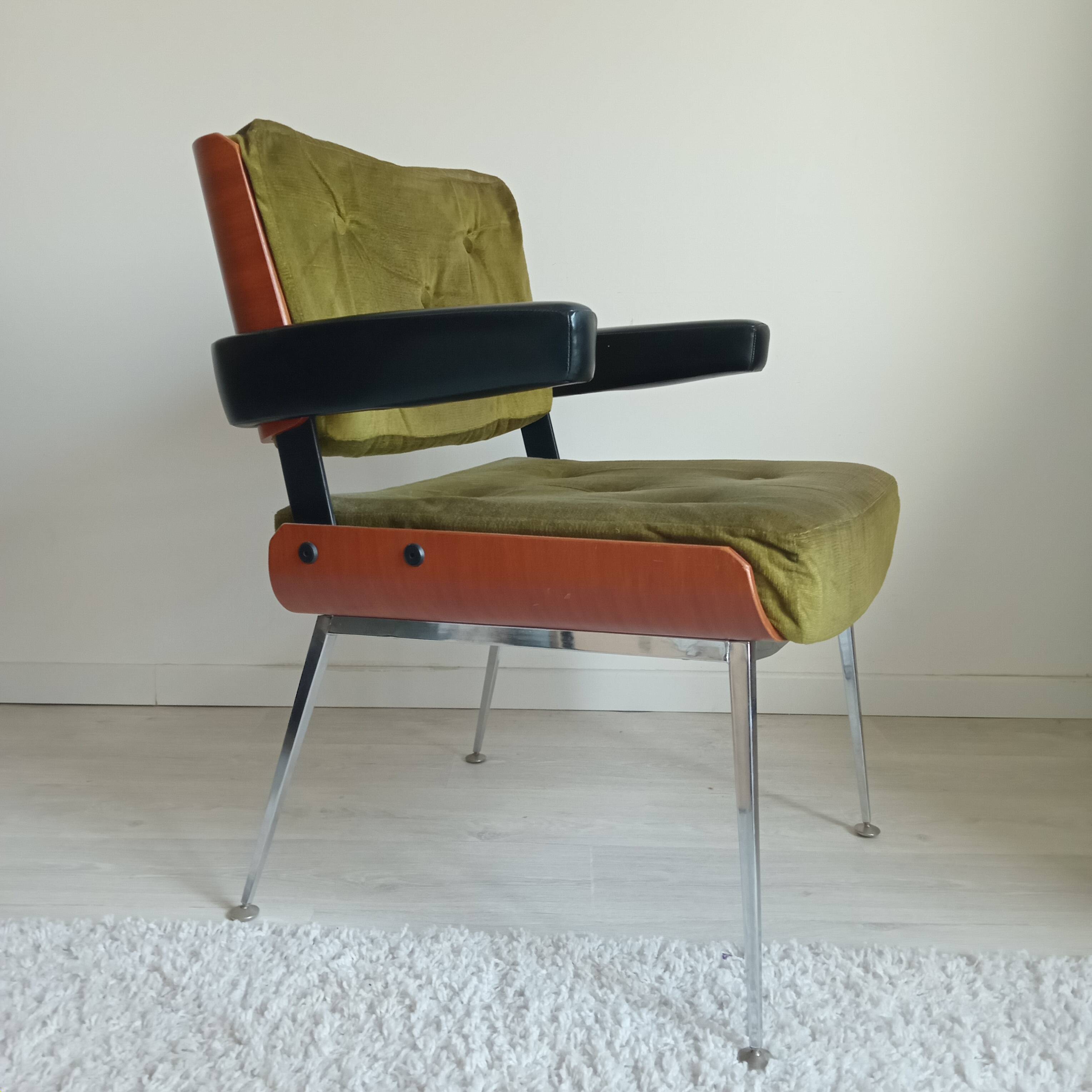Alain Richard armchairs